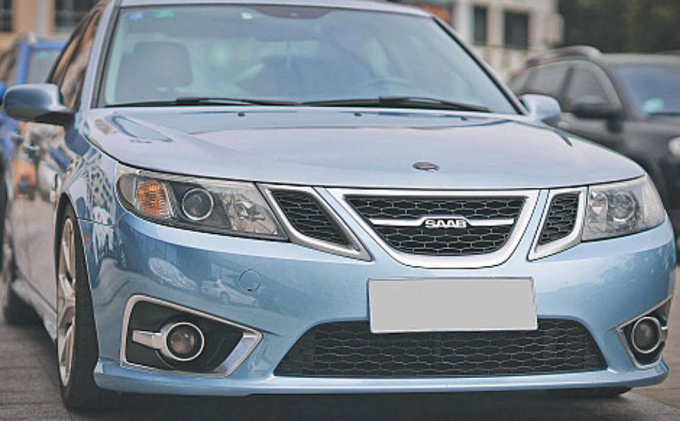 ESQS FRONT UPPER AND LOWER GRILLE KIT, SAAB 9‑3 GRIFFIN/NEVS